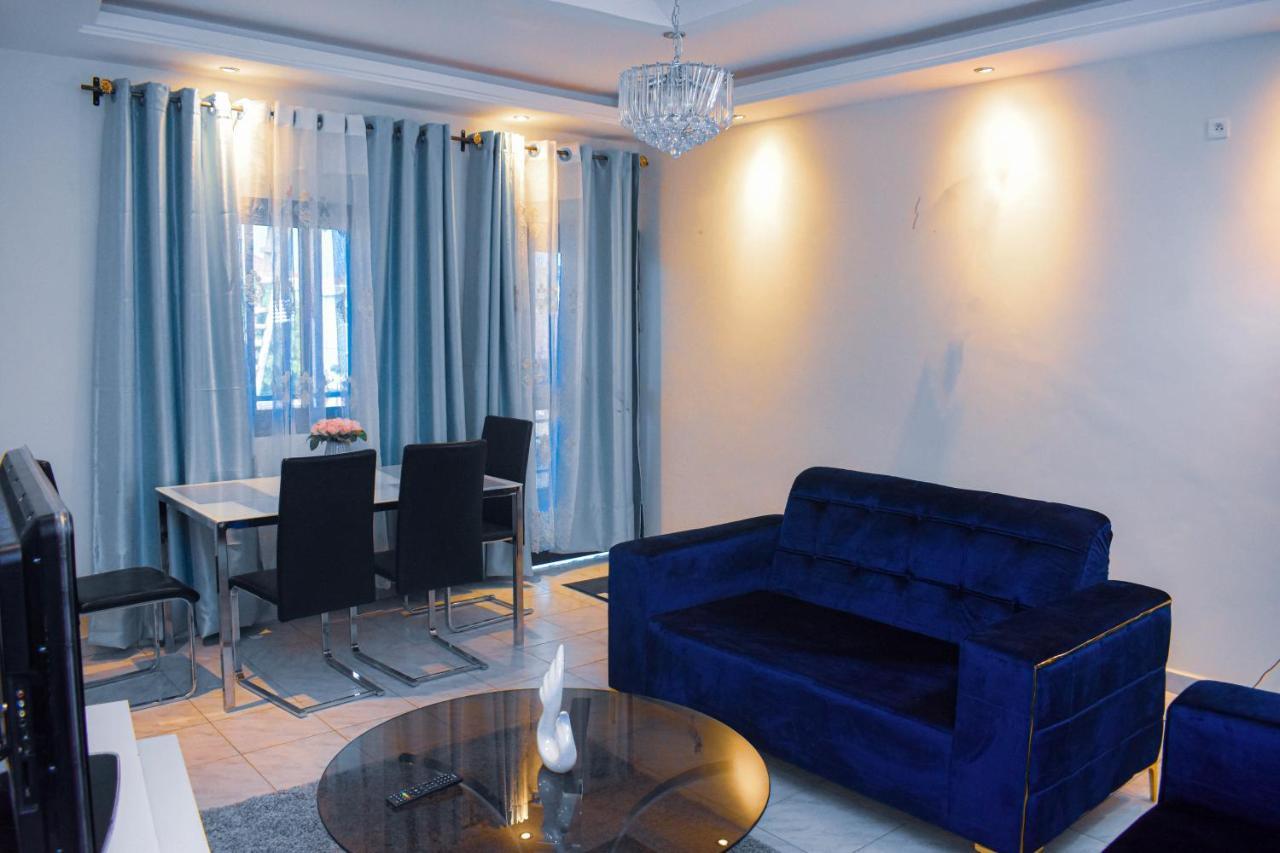 Residence Deluxe Яунде Екстер'єр фото