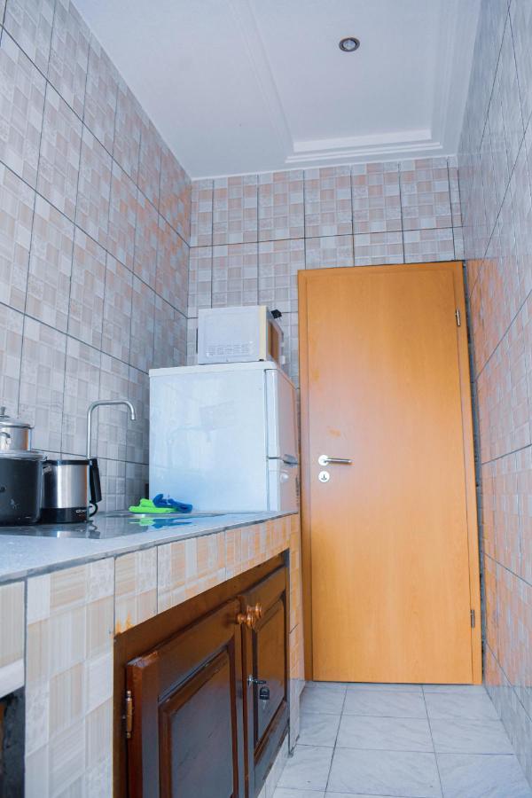 Residence Deluxe Яунде Екстер'єр фото