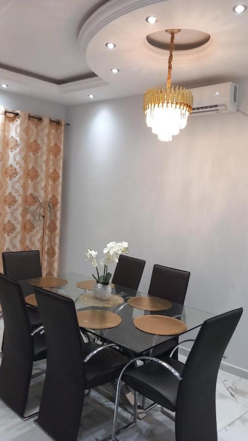 Residence Deluxe Яунде Екстер'єр фото